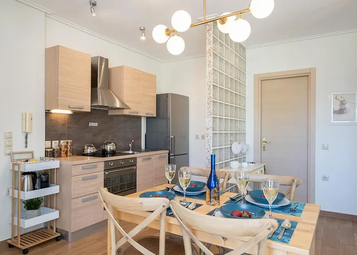 Arya Seaside * Karavomylos