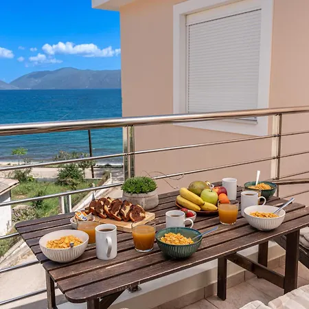 Arya Seaside アパート *